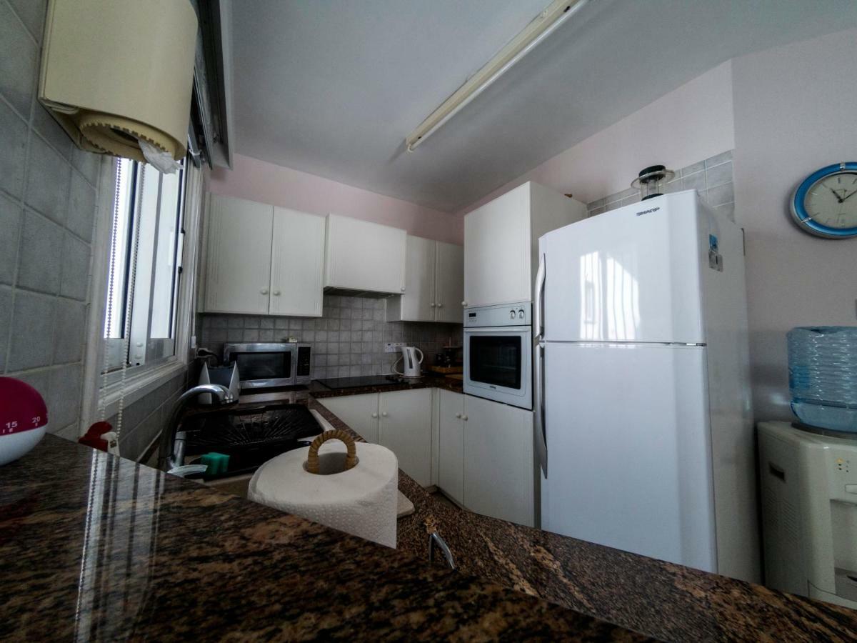 Blue Bay Beach House Ларнака Экстерьер фото